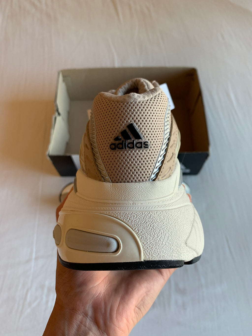Adidas Adistar XLG 2.0 "Wonder Beige"