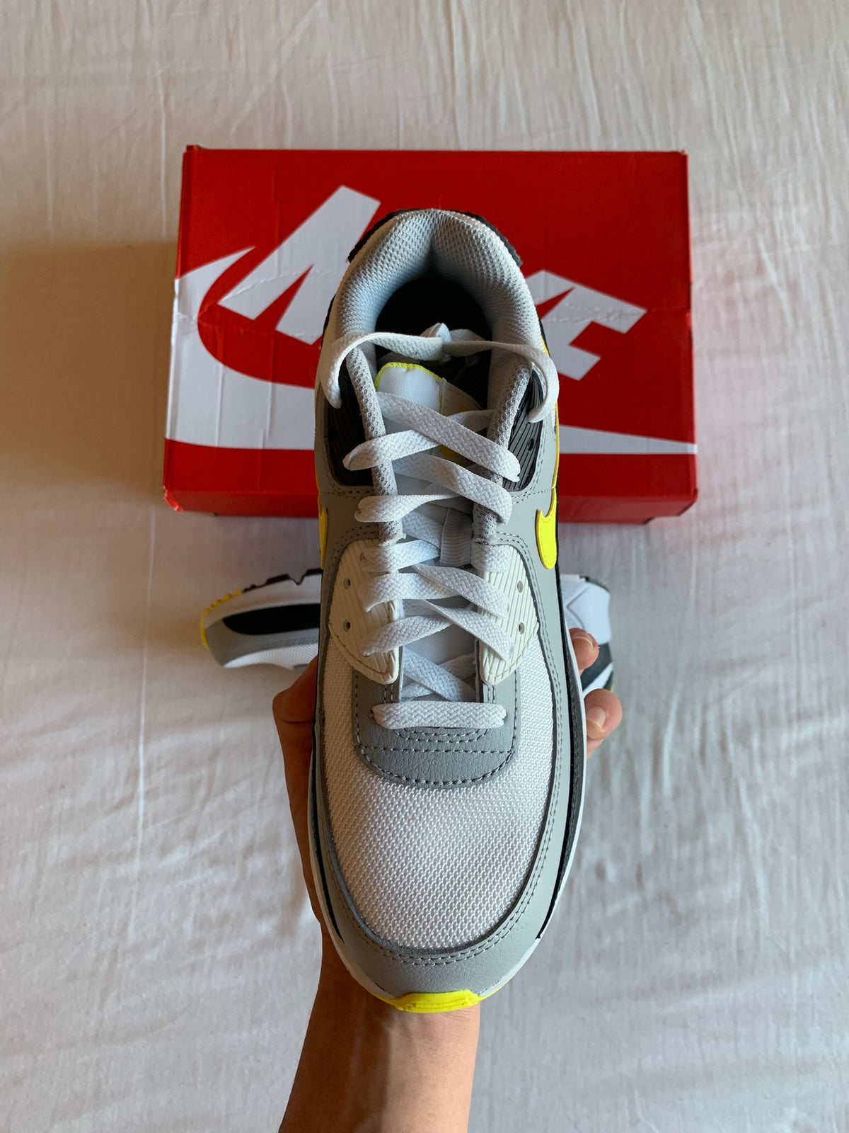 Nike Air Max 90 "Sonic Yellow"