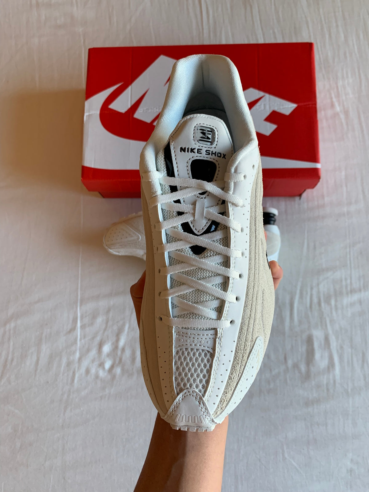 Nike Shox R4 "White Black Suede"