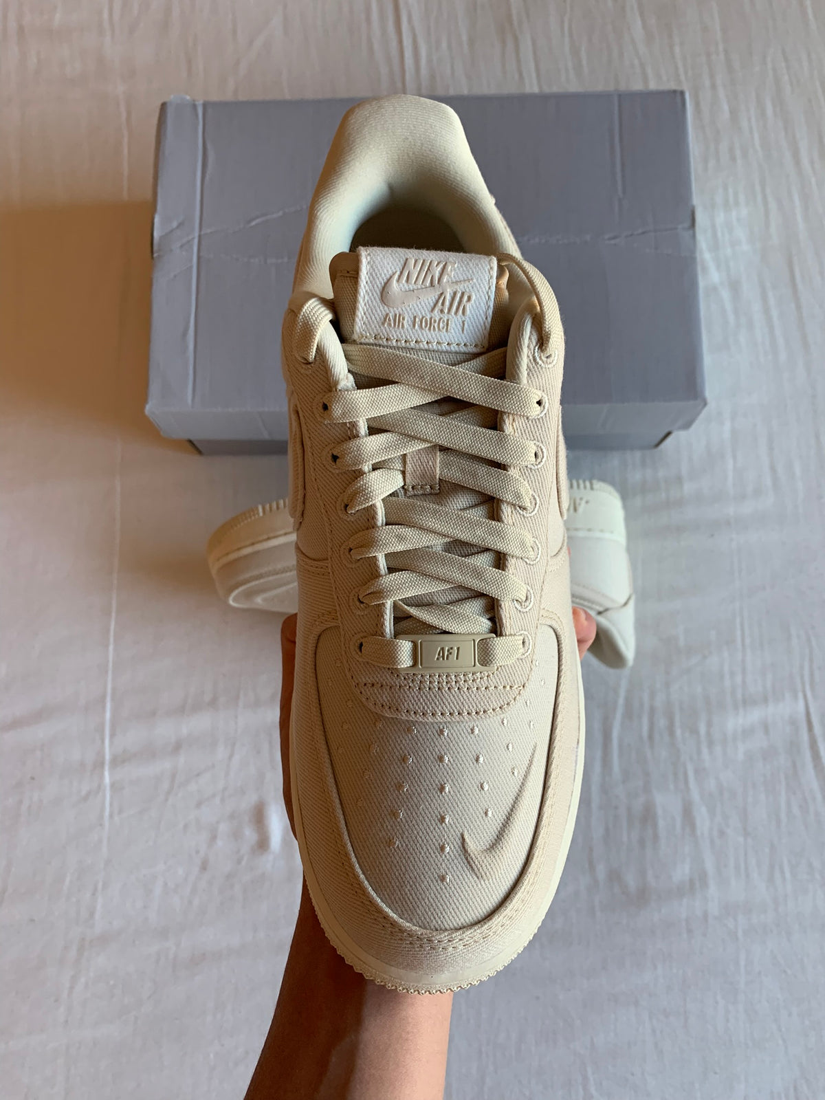Nike Air Force 1 LV8 "Beach Coconut"
