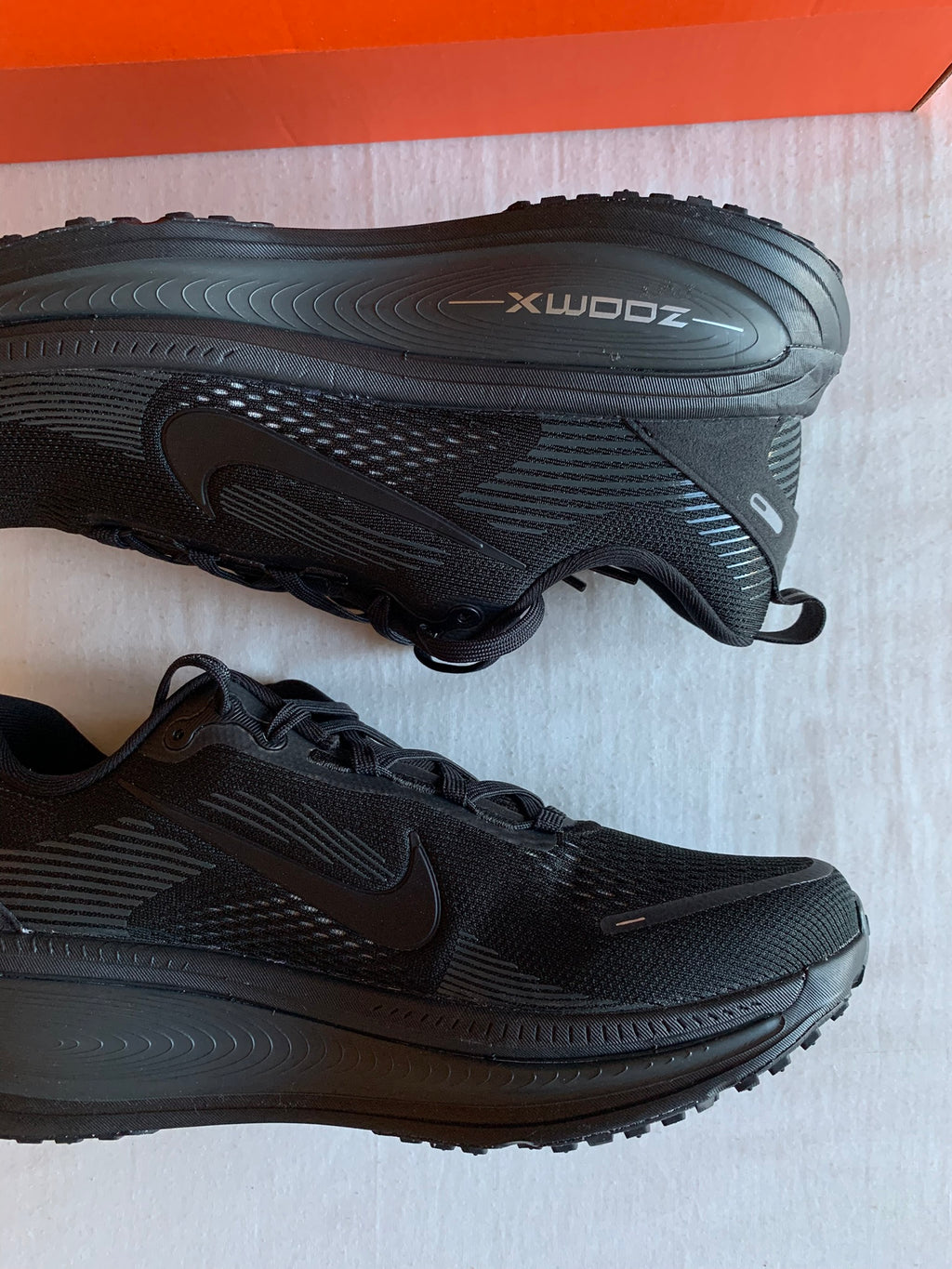 Nike Vomero 18 W "Black Dark Smoke"