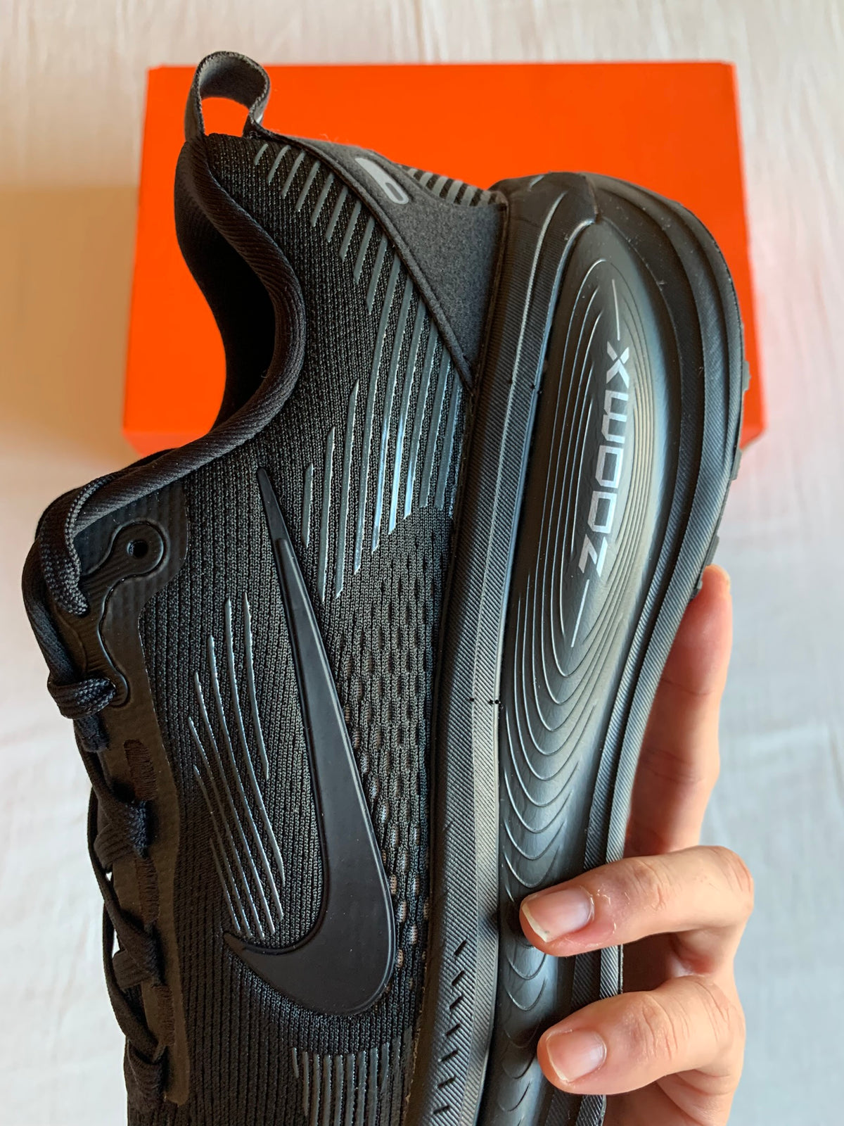 Nike Vomero 18 W "Black Dark Smoke"