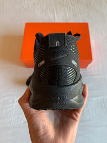 Nike Vomero 18 W "Black Dark Smoke"