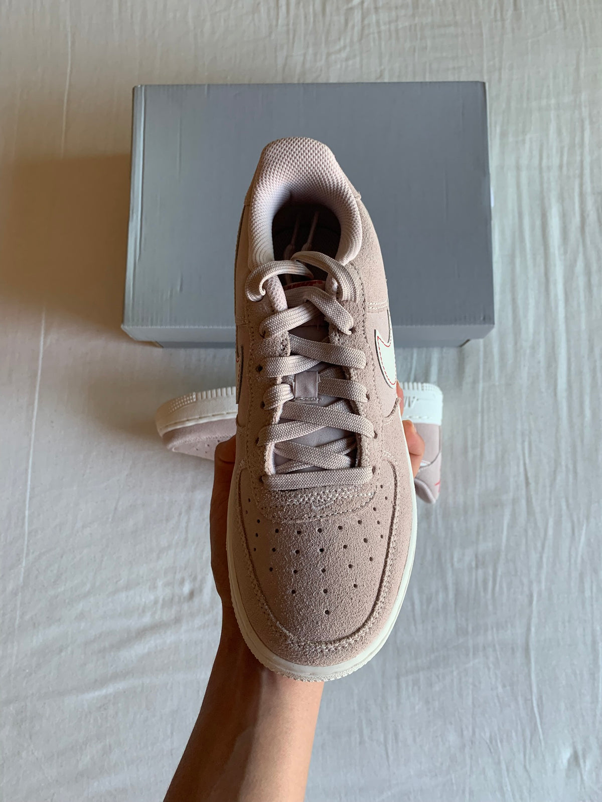 Nike Air Force 1 LV8 "Silt Red Sail"