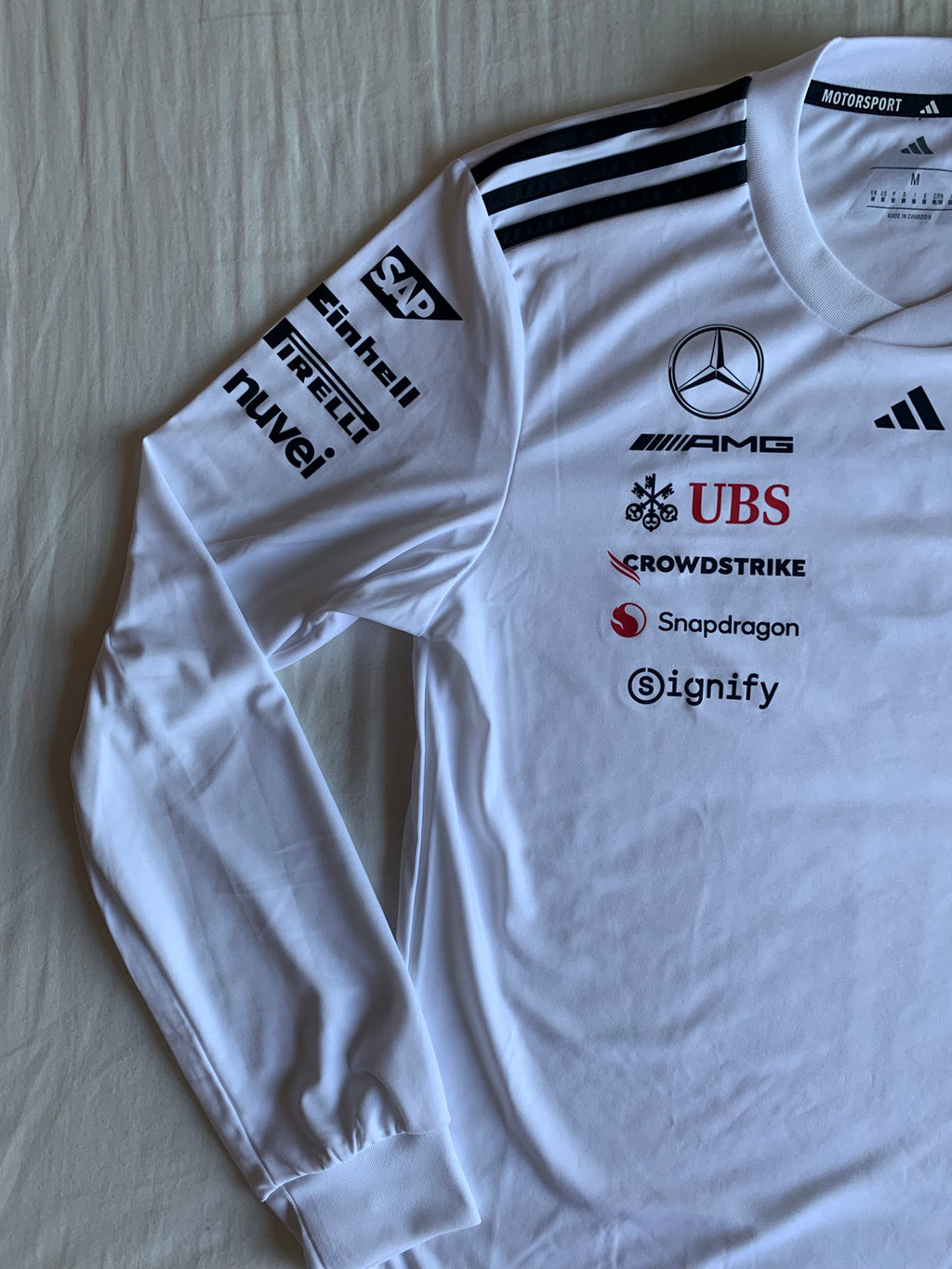 Camiseta Manga Larga Mercedes-AMG "Blanca"