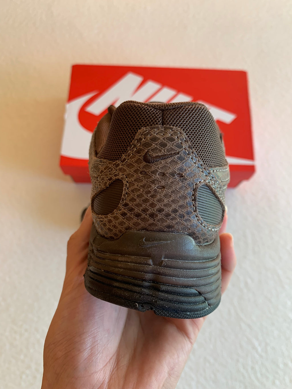 Nike P-6000 SE W "Snakeskin"