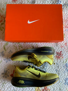 Nike Vomero 18 SE "Sonic Yellow"