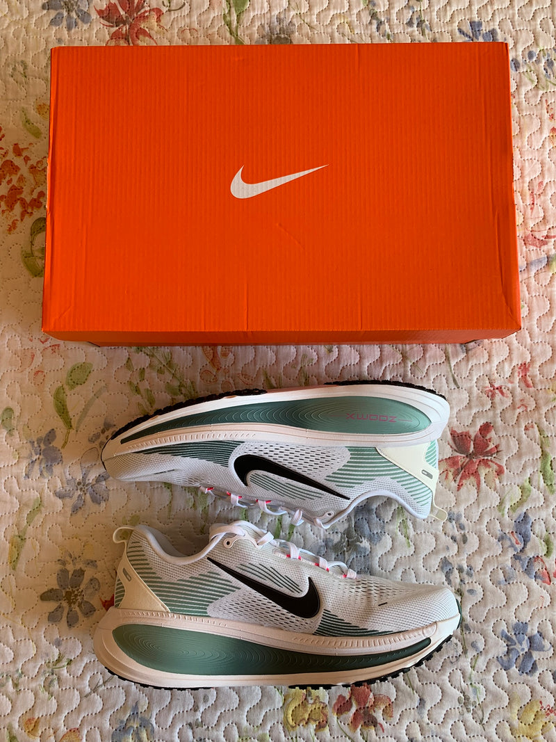 Nike Vomero 18 "Mineral Slate"