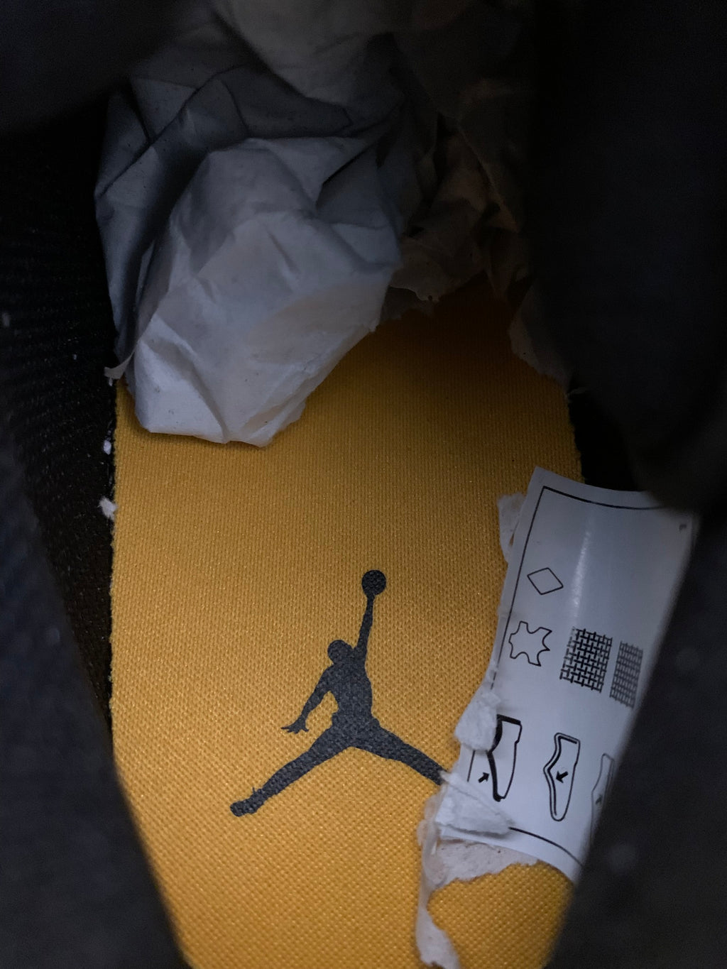Jordan 1 Mid GS "Taxi"