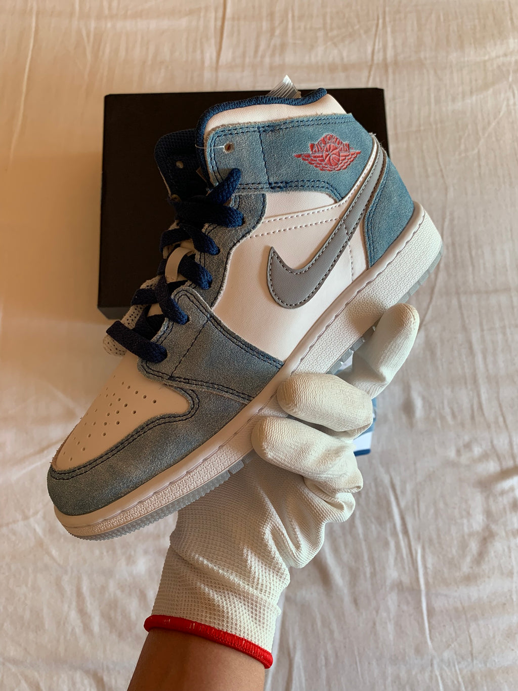 Jordan 1 Mid SE GS "French Blue"