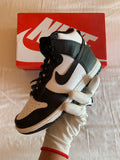 Nike Dunk High (2021) W "Panda"