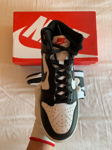 Nike Dunk High (2021) W "Panda"