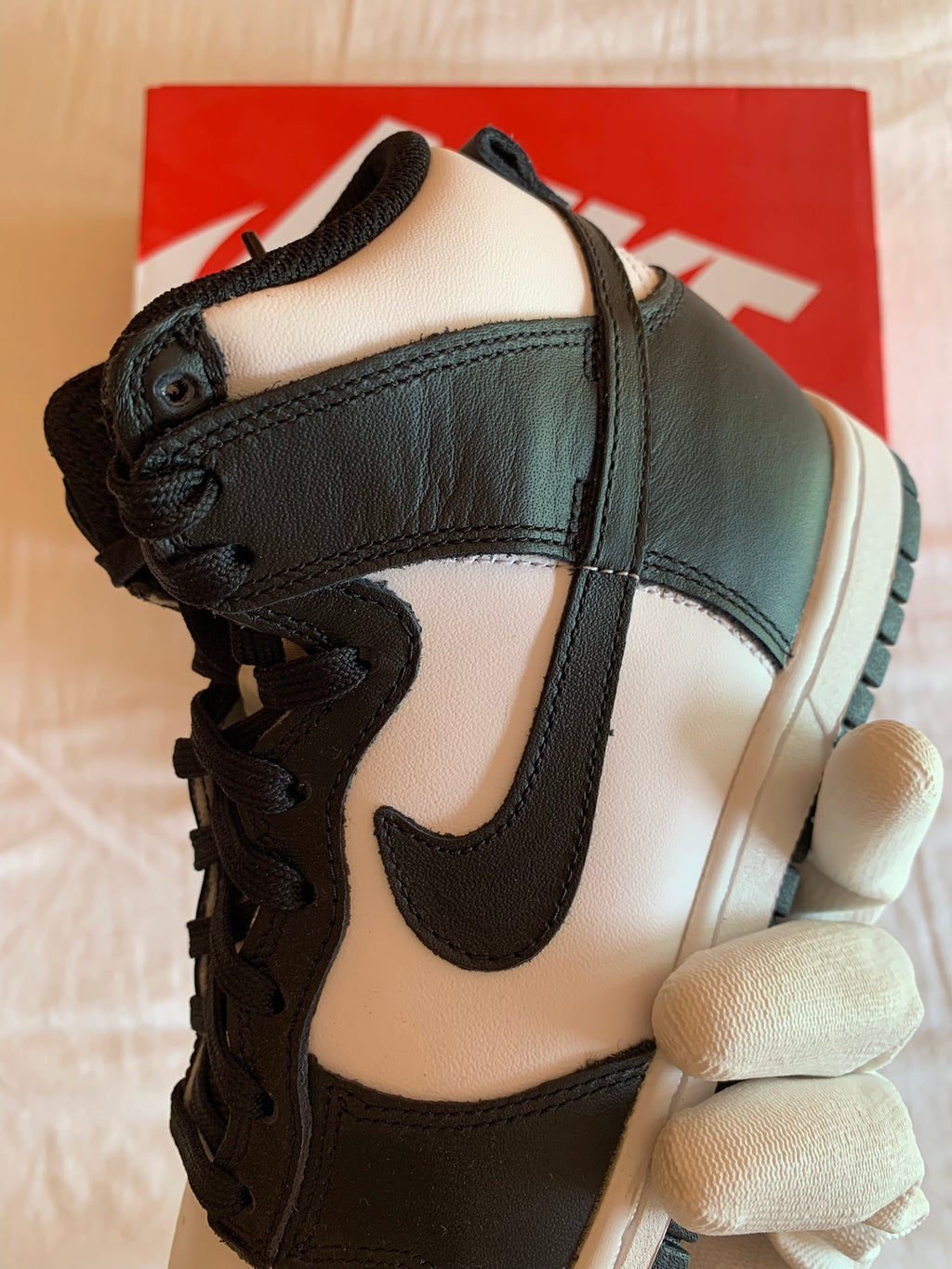 Nike Dunk High (2021) W "Panda"