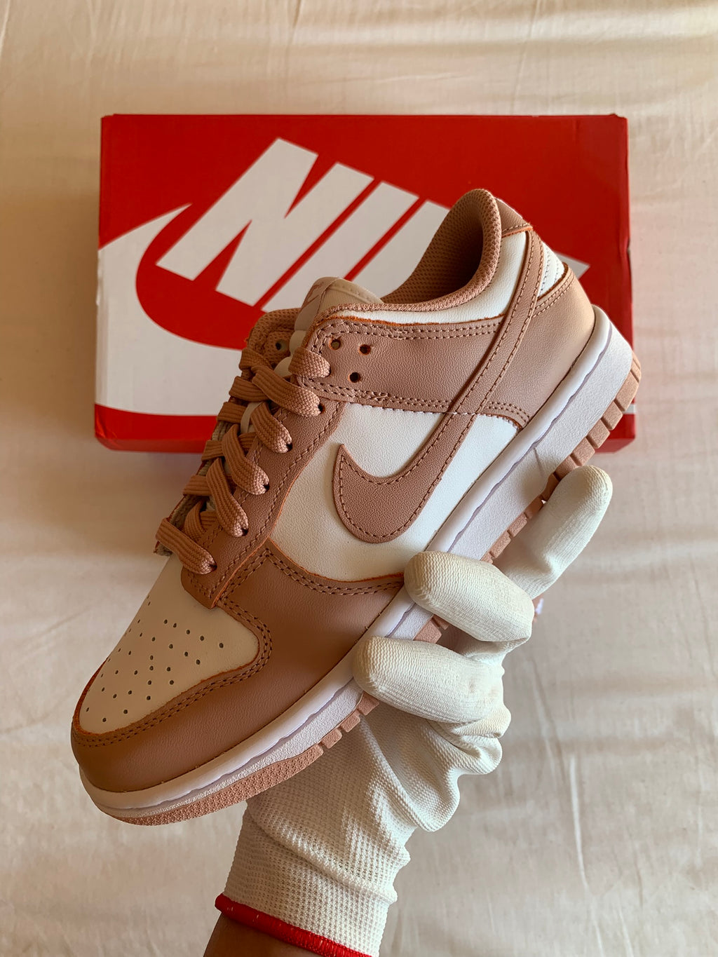 Nike Dunk Low W "Rose Whisper"