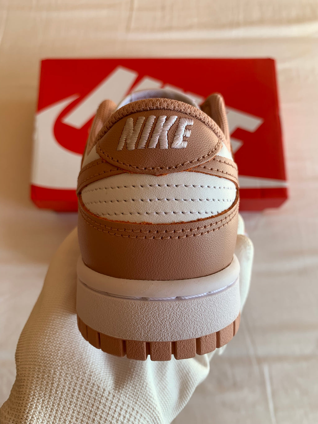 Nike Dunk Low W "Rose Whisper"