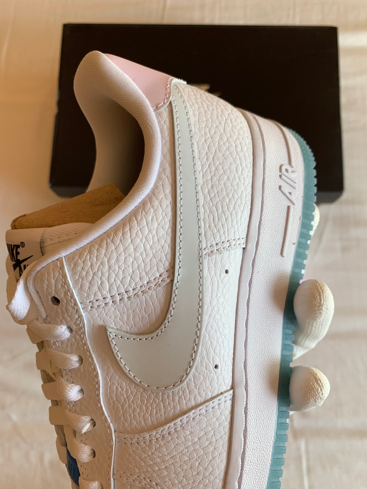 Nike Air Force 1 Low W "UV Reactive Swoosh"