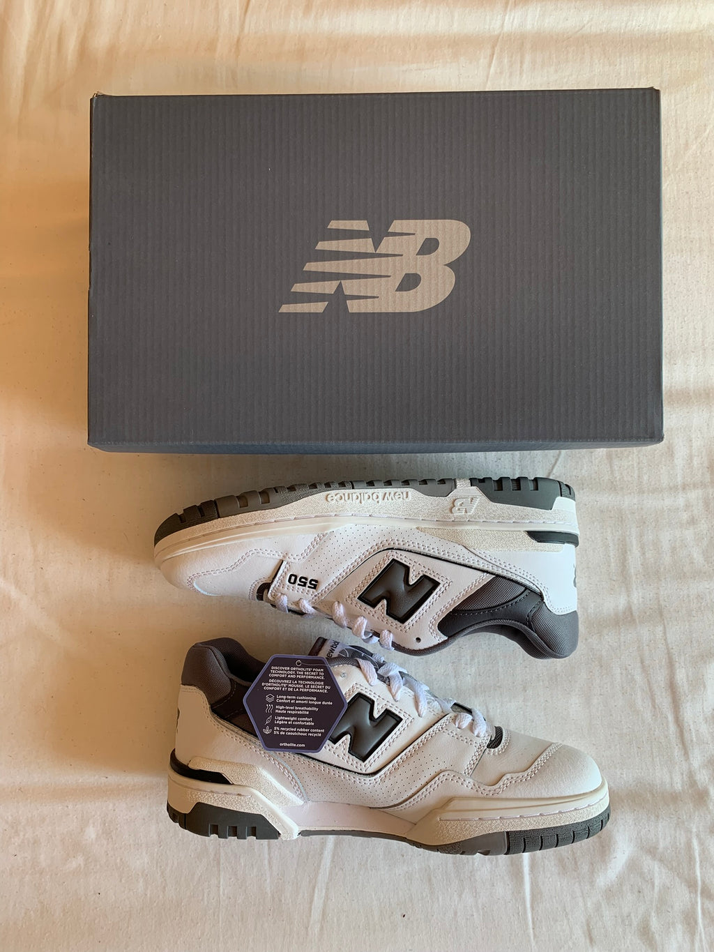 New Balance 550 "White Grey Dark Grey"