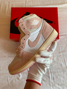 Jordan 1 Retro High OG W "Washed Pink"