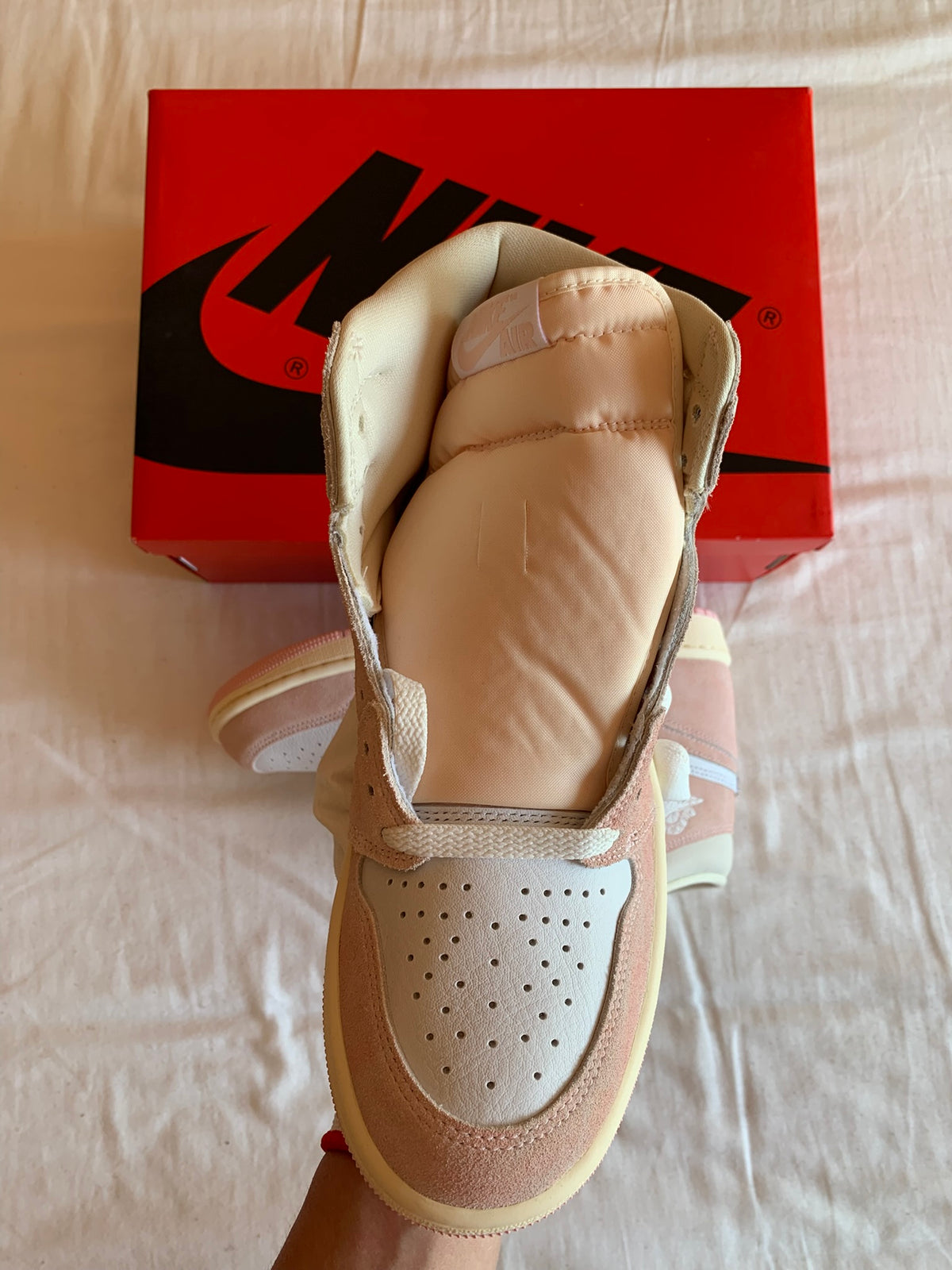 Jordan 1 Retro High OG W "Washed Pink"