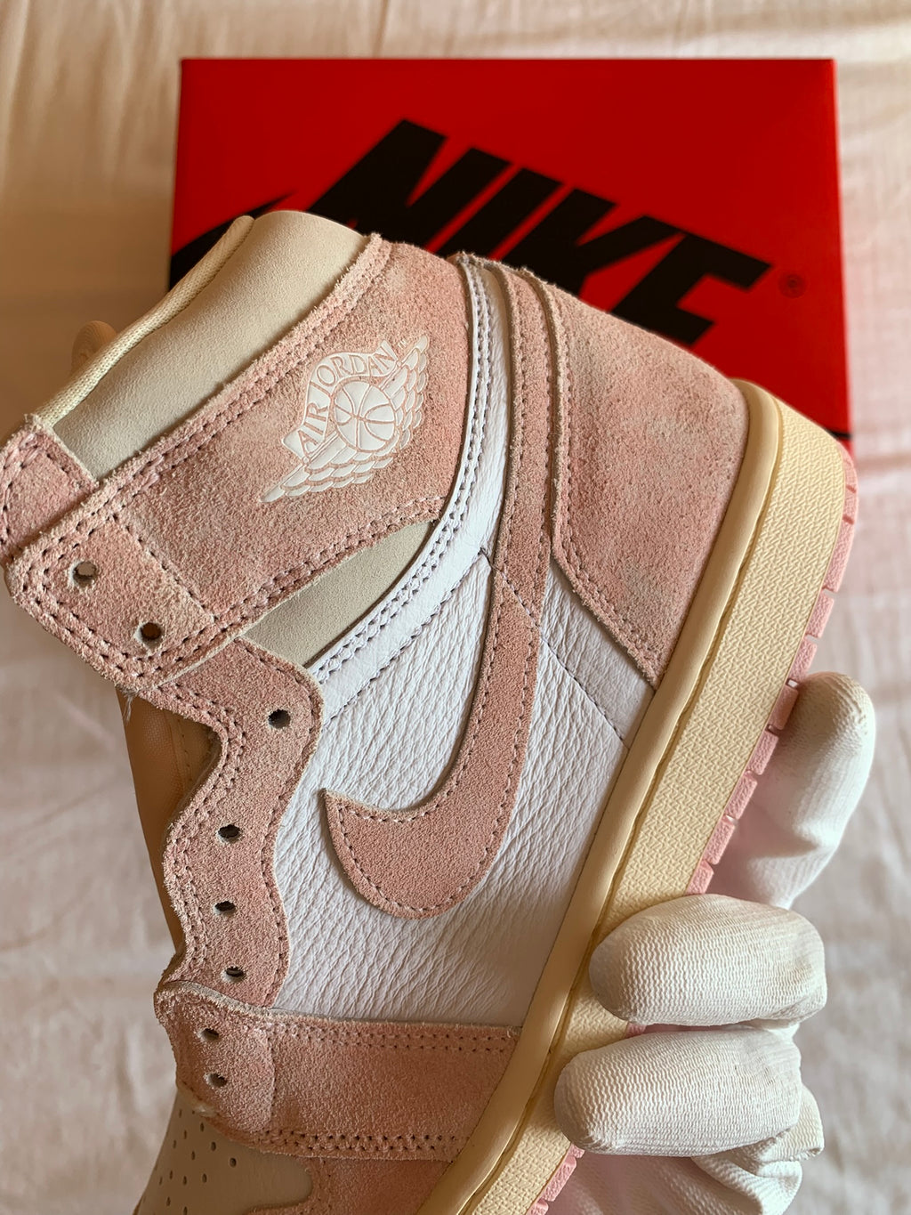Jordan 1 Retro High OG W "Washed Pink"