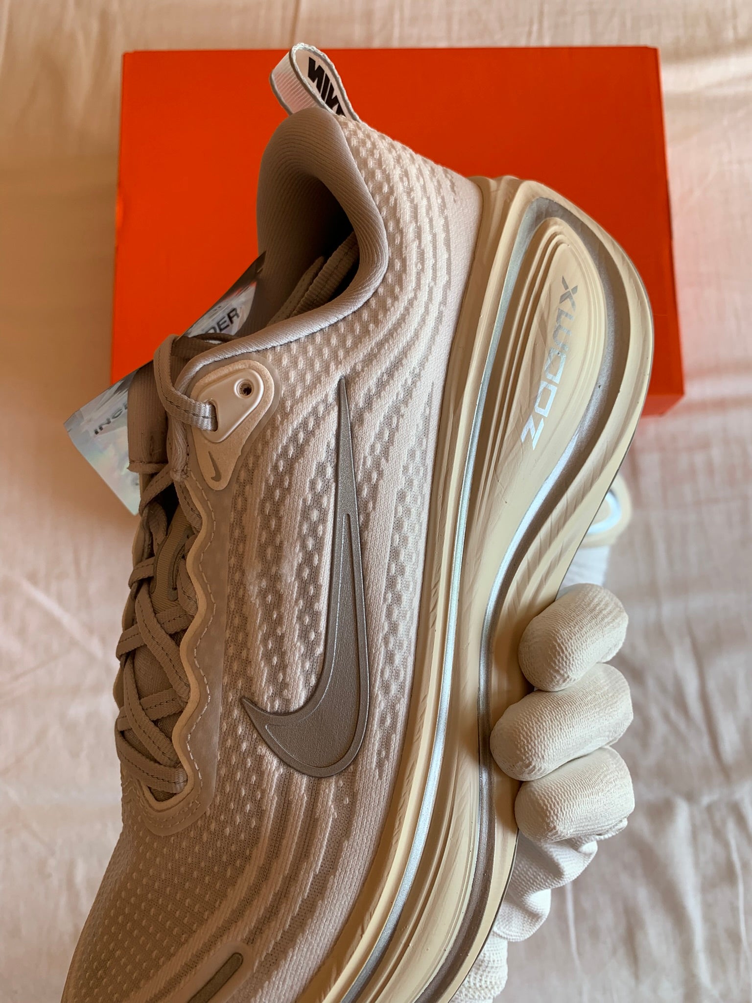 Nike Vomero Plus "Running is Mental"