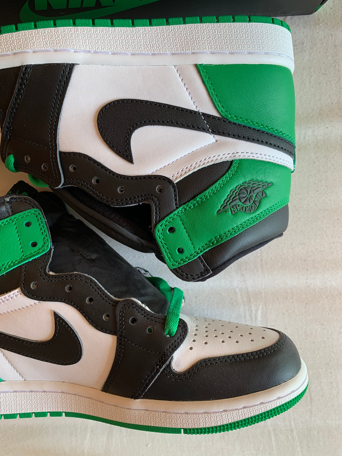 Jordan 1 Retro High OG "Lucky Green"