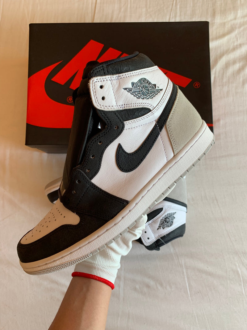 Jordan 1 Retro High OG "Bleached Coral"
