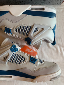 Jordan 4 Retro (2024) "Military Blue"