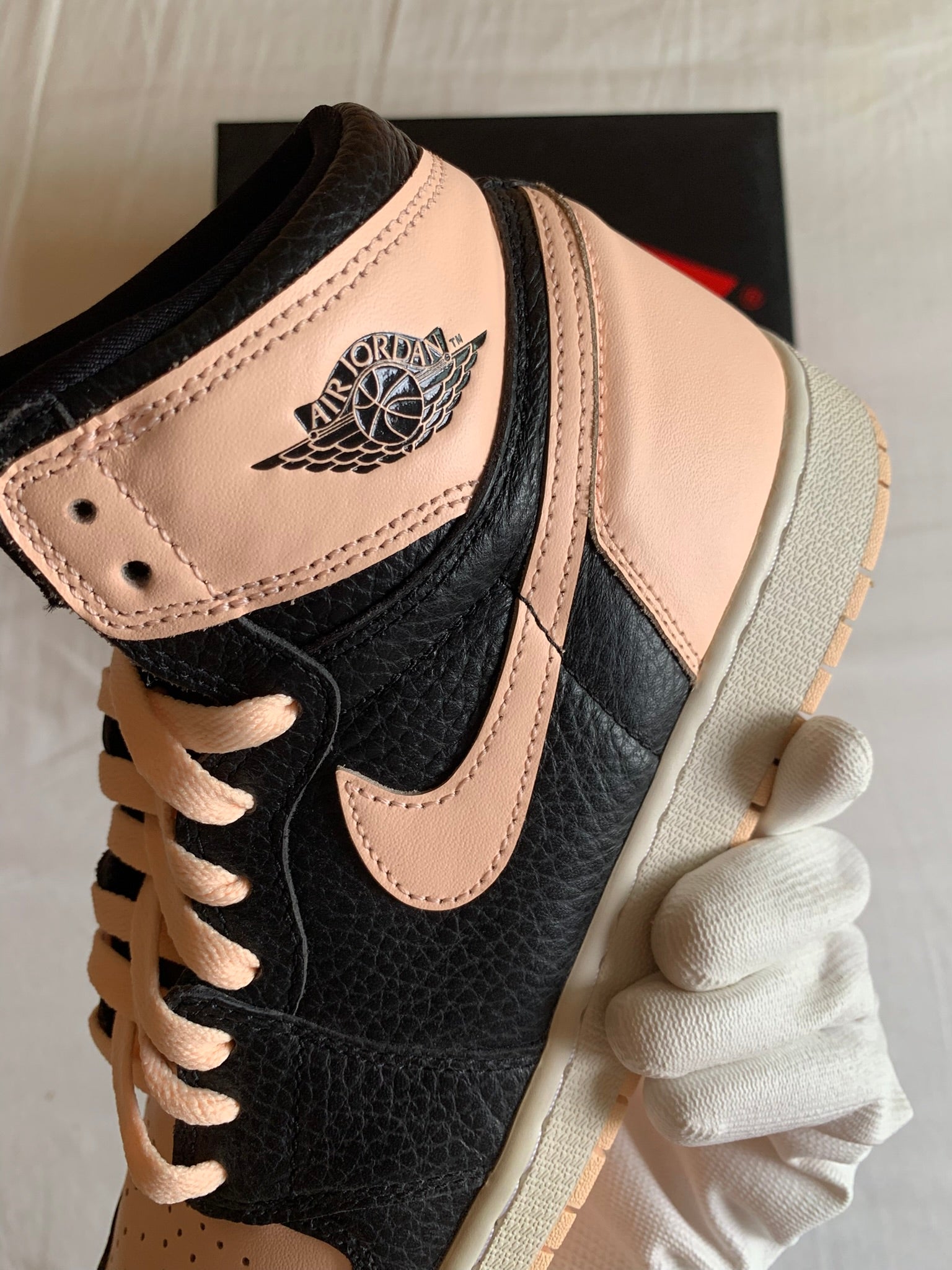Jordan 1 Retro High GS "Black Crimson Tint"