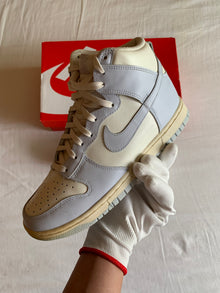 Nike Dunk High W "Sail Football Grey"
