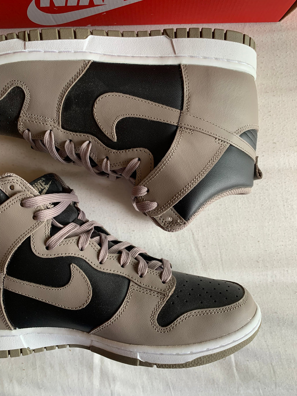 Nike Dunk High W "Moon Fossil"