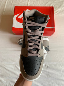 Nike Dunk High W "Moon Fossil"