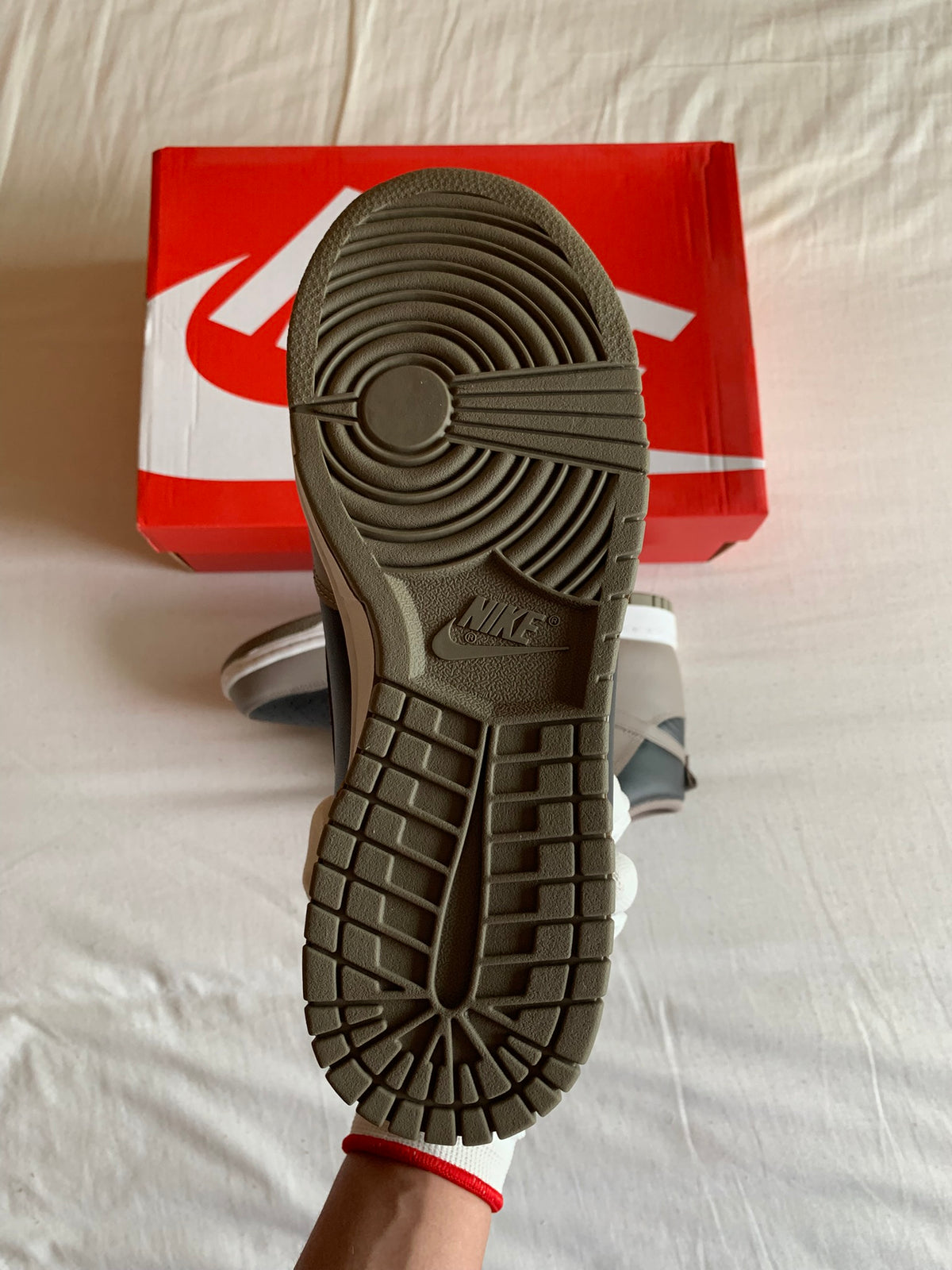 Nike Dunk High W "Moon Fossil"