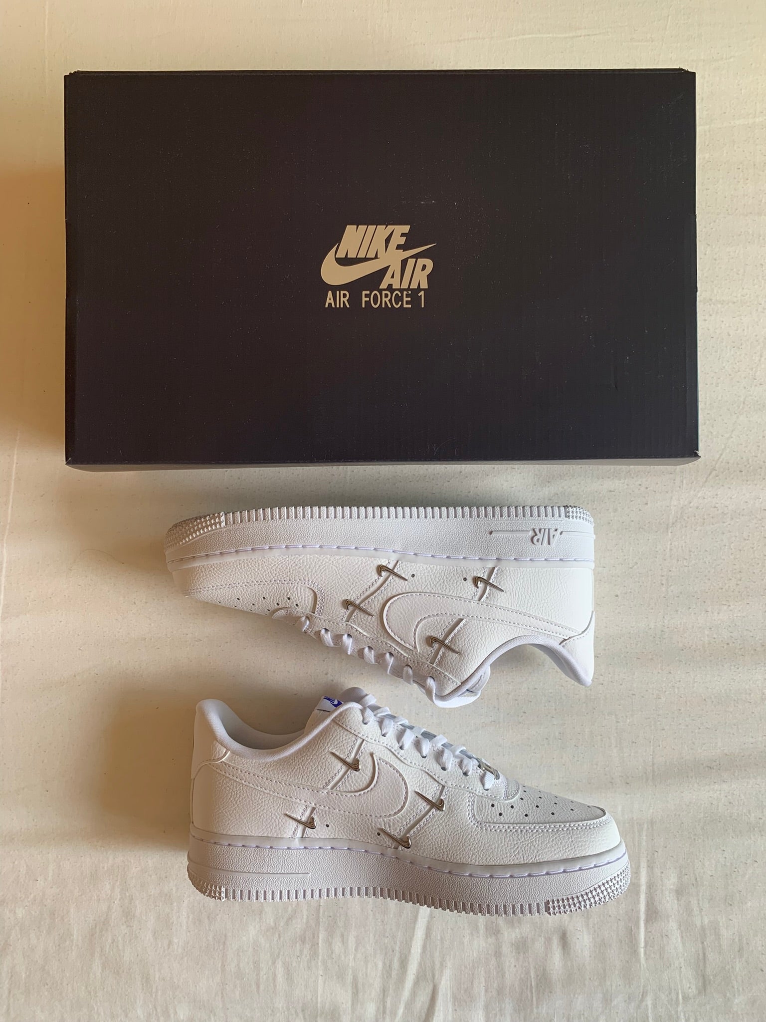 Nike Air Force 1 '07 LX W "White"