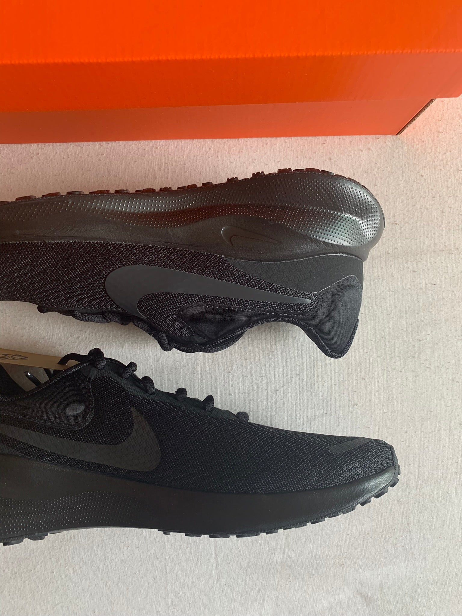 Nike Revolution 7 W "Black Off Noir"