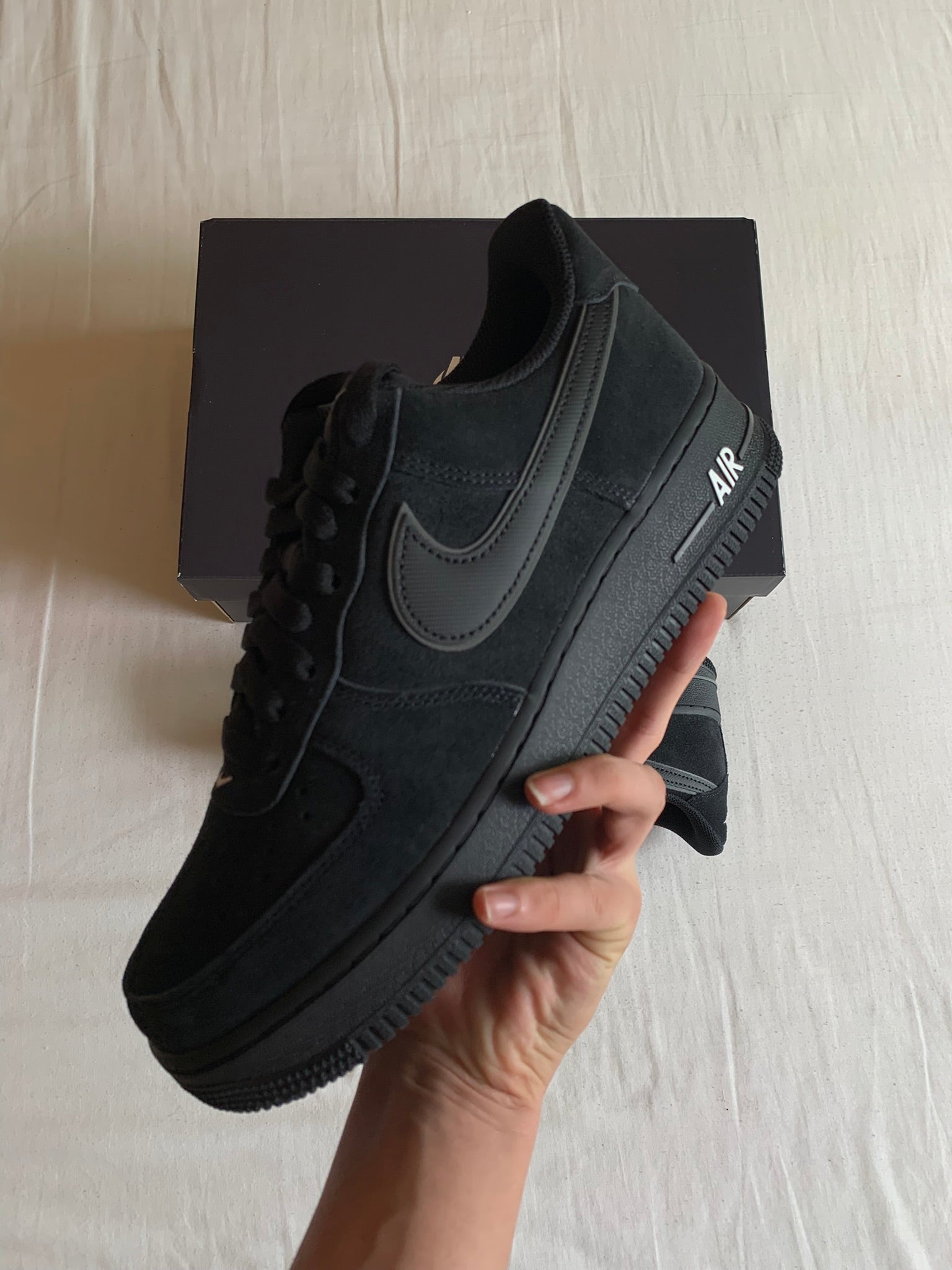 Nike Air Force 1 '07 LV8 "Black Iron Grey"