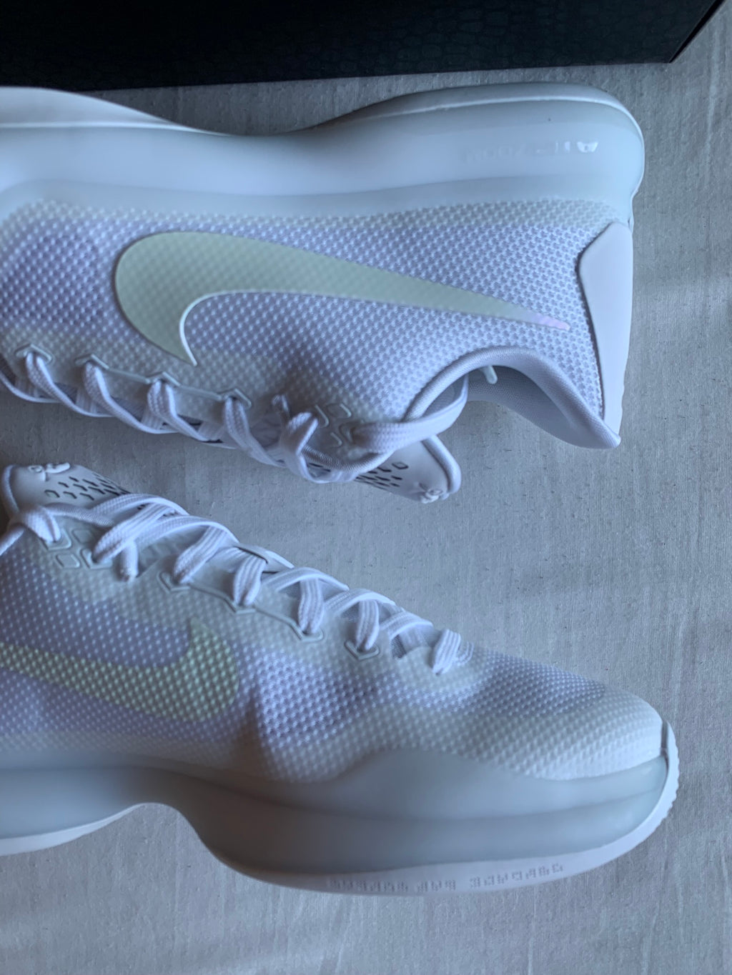 Nike Kobe 10 Protro Low "Halo"