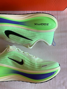 Nike Vomero Plus "Volt Tint Lime"