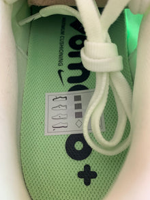 Nike Vomero Plus "Volt Tint Lime"