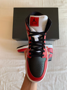 Jordan 1 Mid "Chicago Toe"