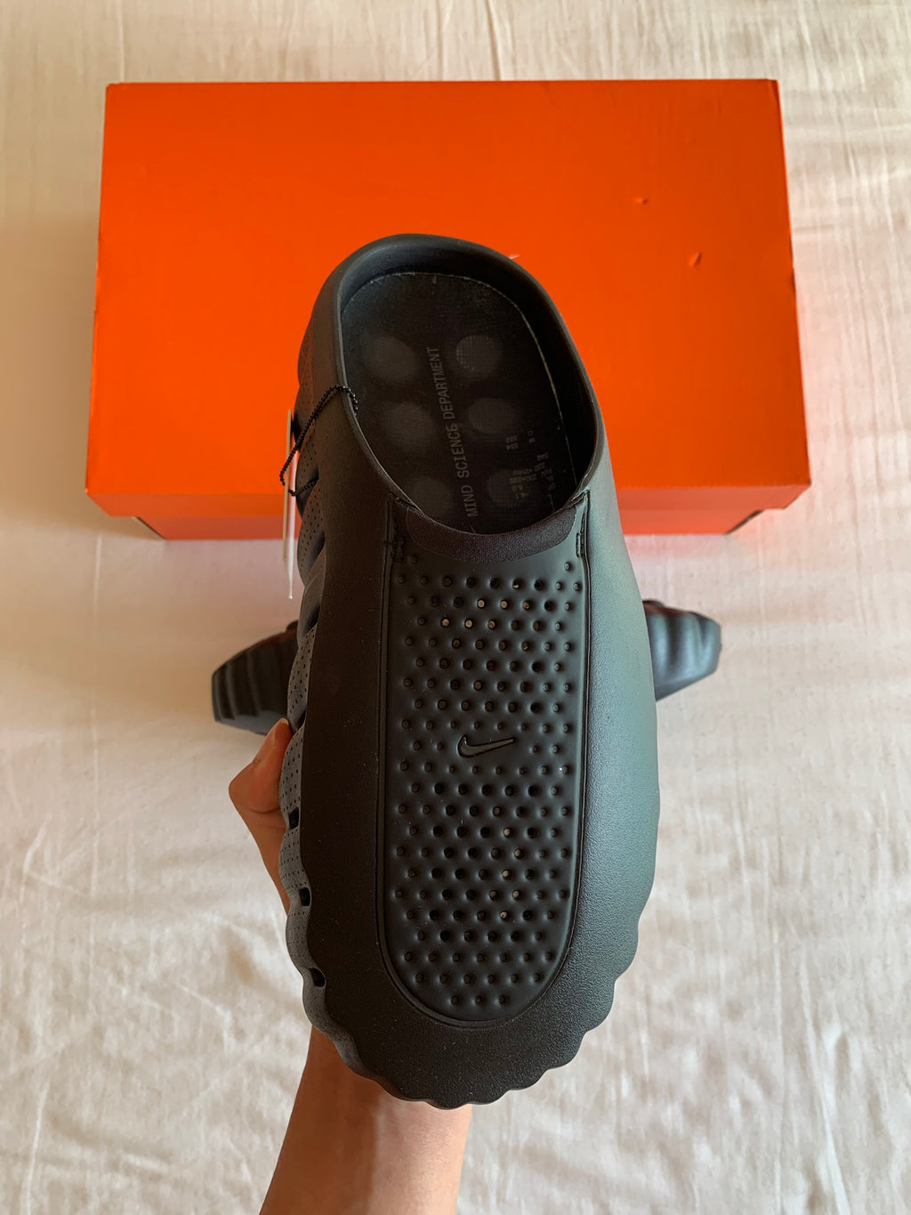 Nike Mind 001 "Triple Black"