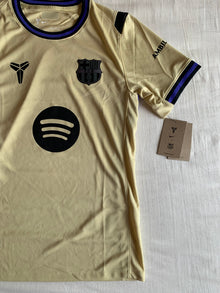 Camiseta FC Barcelona x Kobe Bryant "Dorado y Morado"