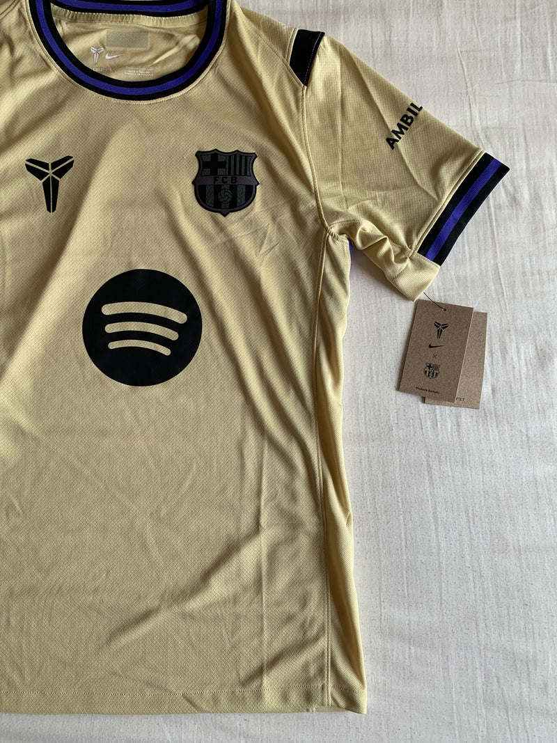 Camiseta FC Barcelona x Kobe Bryant "Dorado y Morado"