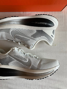 Nike Vomero 18 "Summit White Silver"