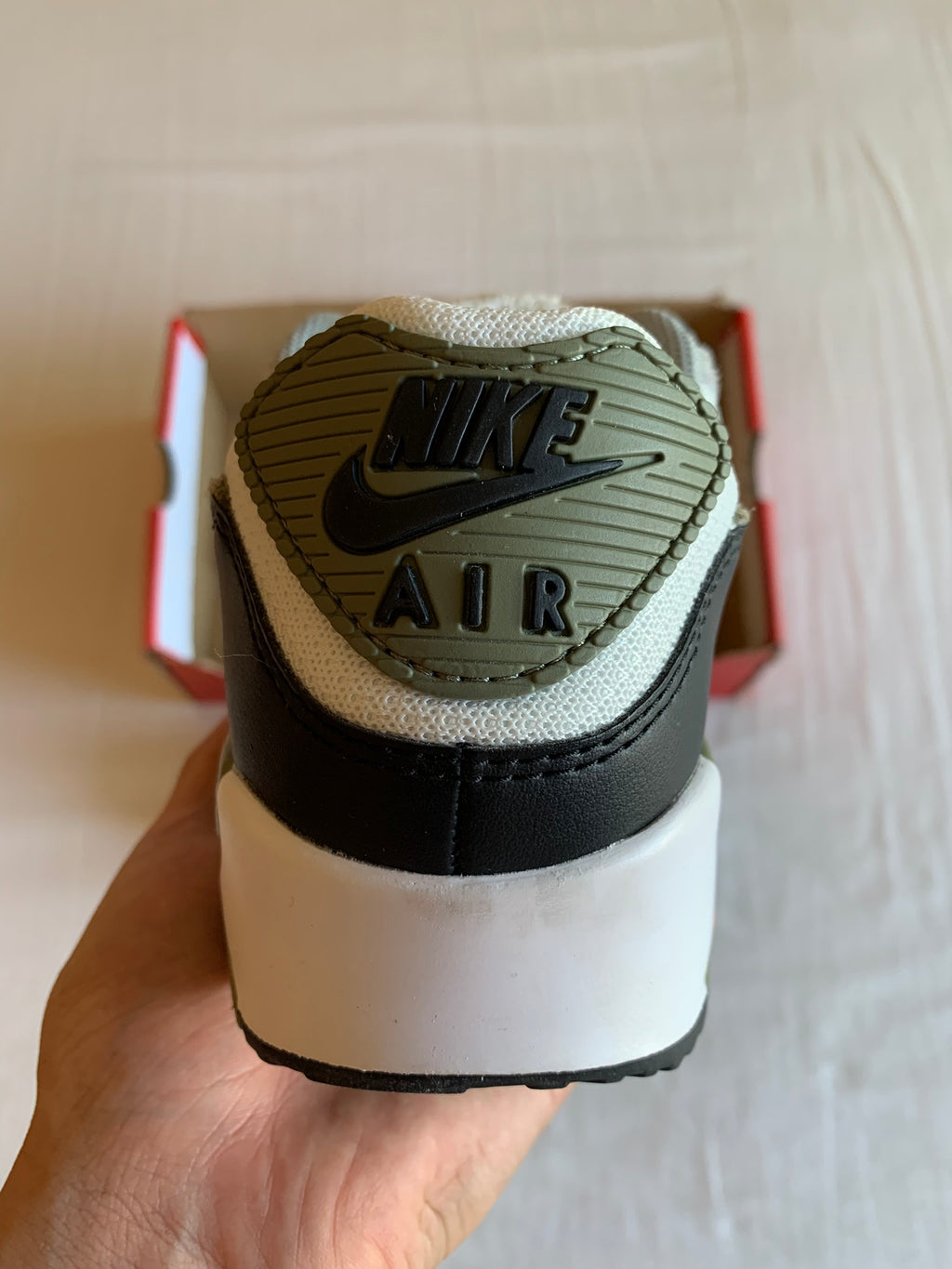 Nike Air Max 90 "Silver Sage"