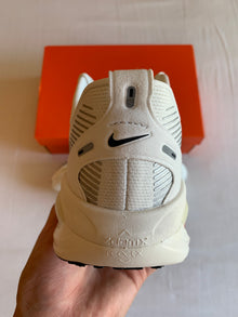 Nike Vomero 18 "Coconut Milk"