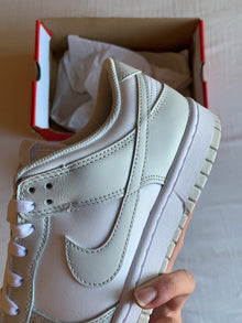 Nike Dunk Low W "Photon Dust"