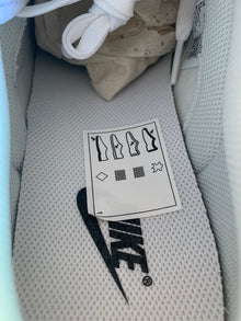 Nike Dunk Low W "Photon Dust"
