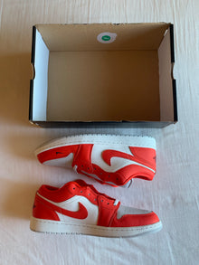 Jordan 1 Low SE "Chile Red"