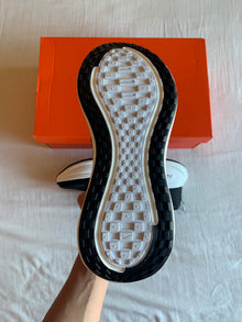 Nike Vomero Plus "Black White"